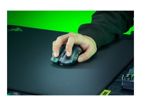Razer Viper V4 Pro myszka Gaming Po prawej stronie RF Wireless + USB Type-C Optyczny 50000 DPI