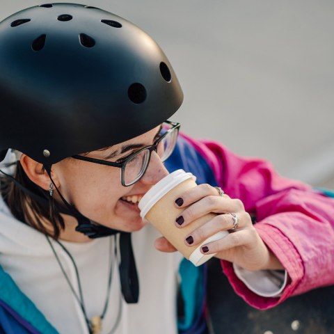 Kask rowerowy BMX hulajnoga lekki 54-58 cm - czarny