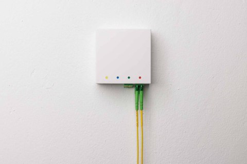 Digitus Zestaw instalacyjny Fttx, wstępnie zmontowany, 4-włóknowy, złącze LC/APC, długość 50 m