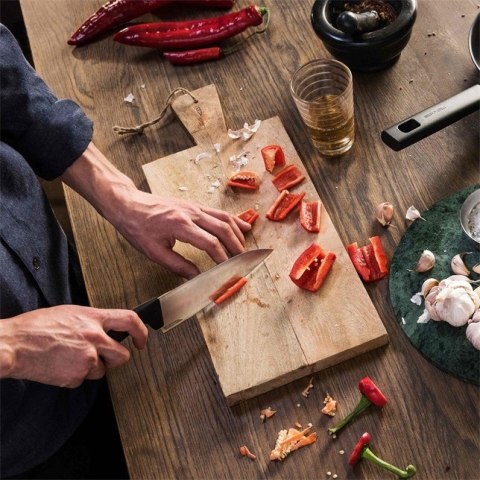 FISKARS NÓŻ SZEFA KUCHNI ŚREDNI HARD EDGE