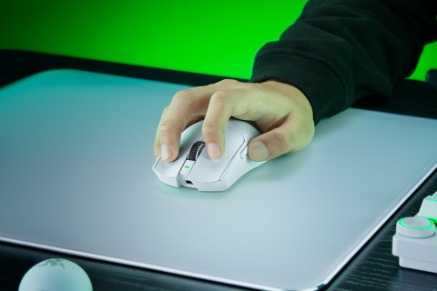 Razer Razer Viper V4 Pro Esports Bezprzewodowa / Przewodowa Mysz Gamingowa White HyperSpeed Gen-2 50K DPI 6 przycisków Optical Sensor 