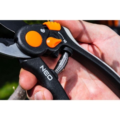 NEO SEKATOR KOWADEŁKOWY 200MM, ZAKRES DO 18MM,REGULOWANY ROZSTAW